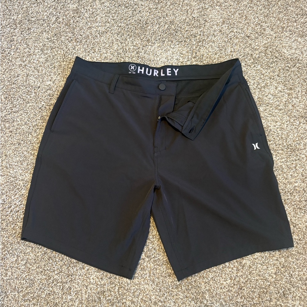Hurley Black Men's shorts.